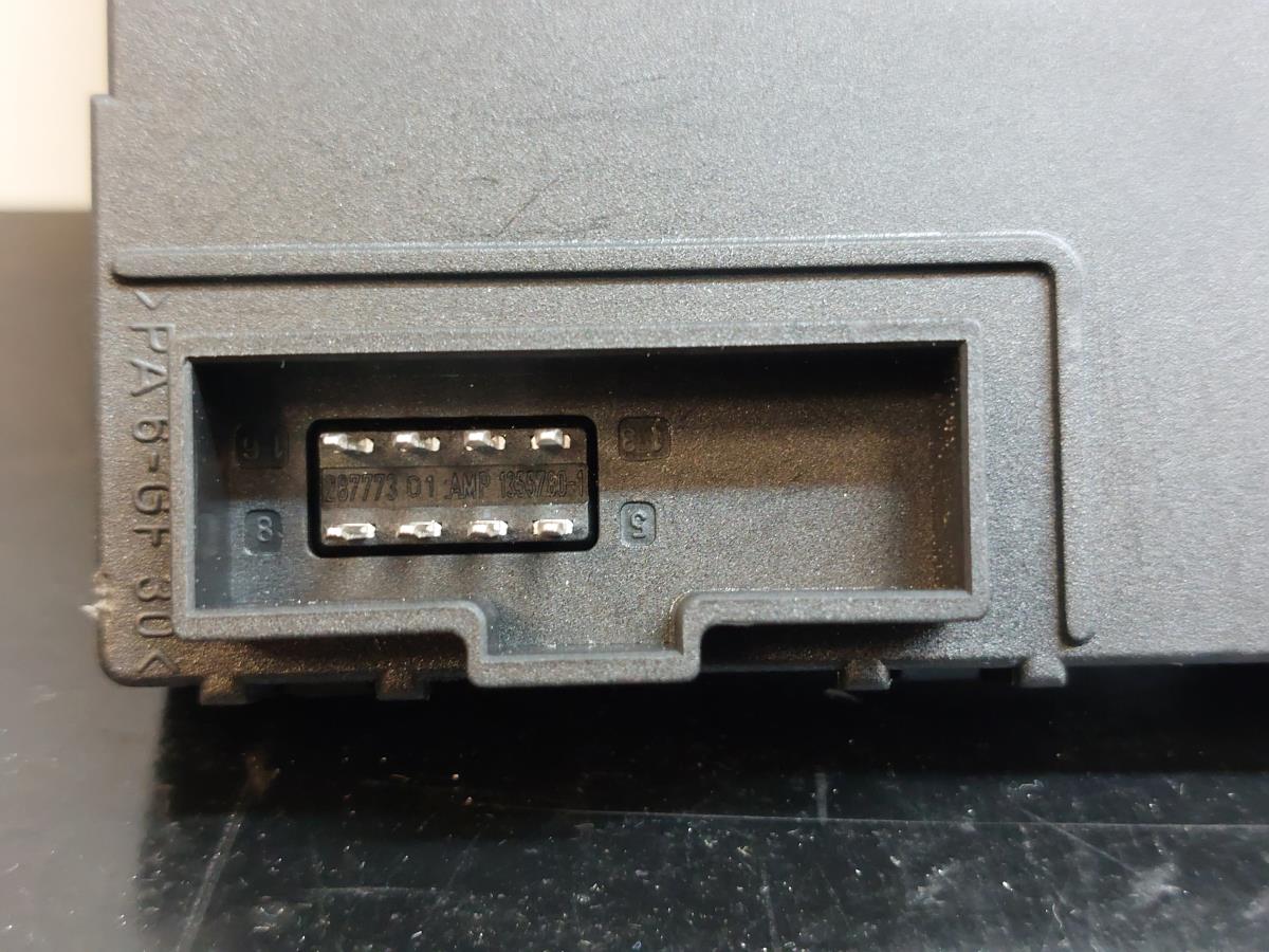 Caja fusibles / SAM / BSI SAAB 9-3 Station Wagon (YS3F) Imagem-4