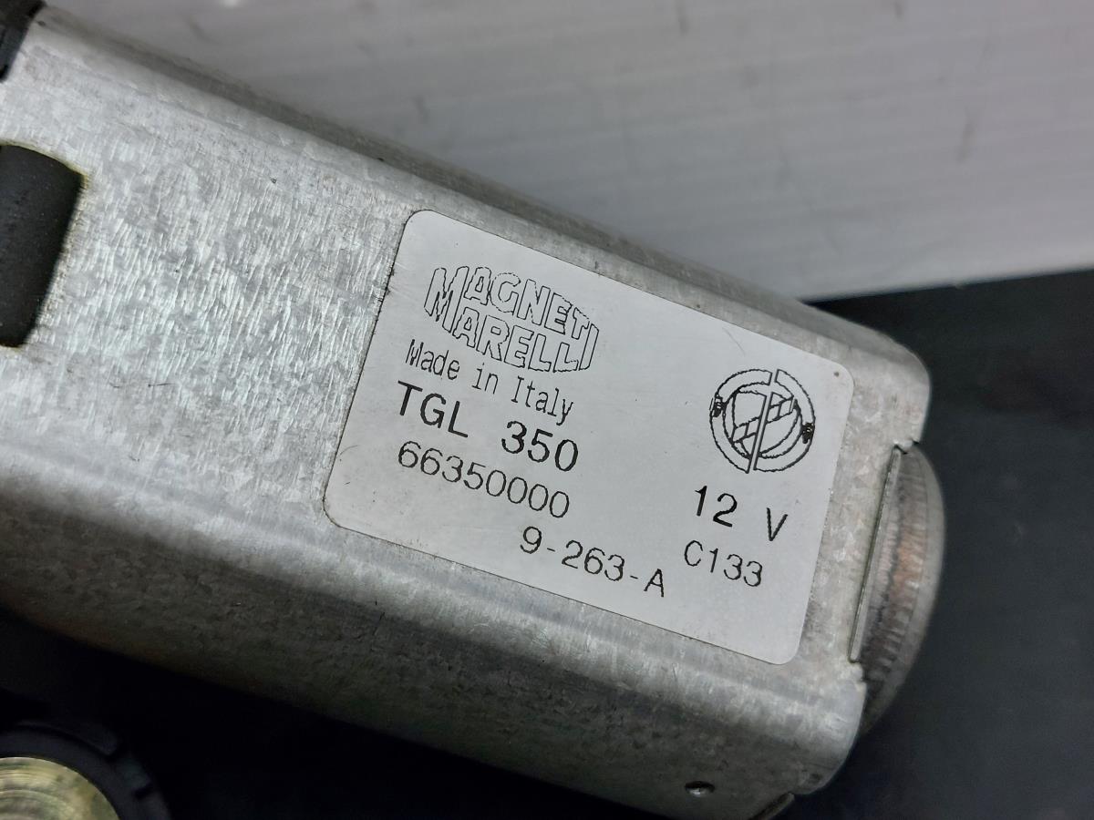 Essuie-glace moteur arrière FIAT Punto (188_) Imagem-4