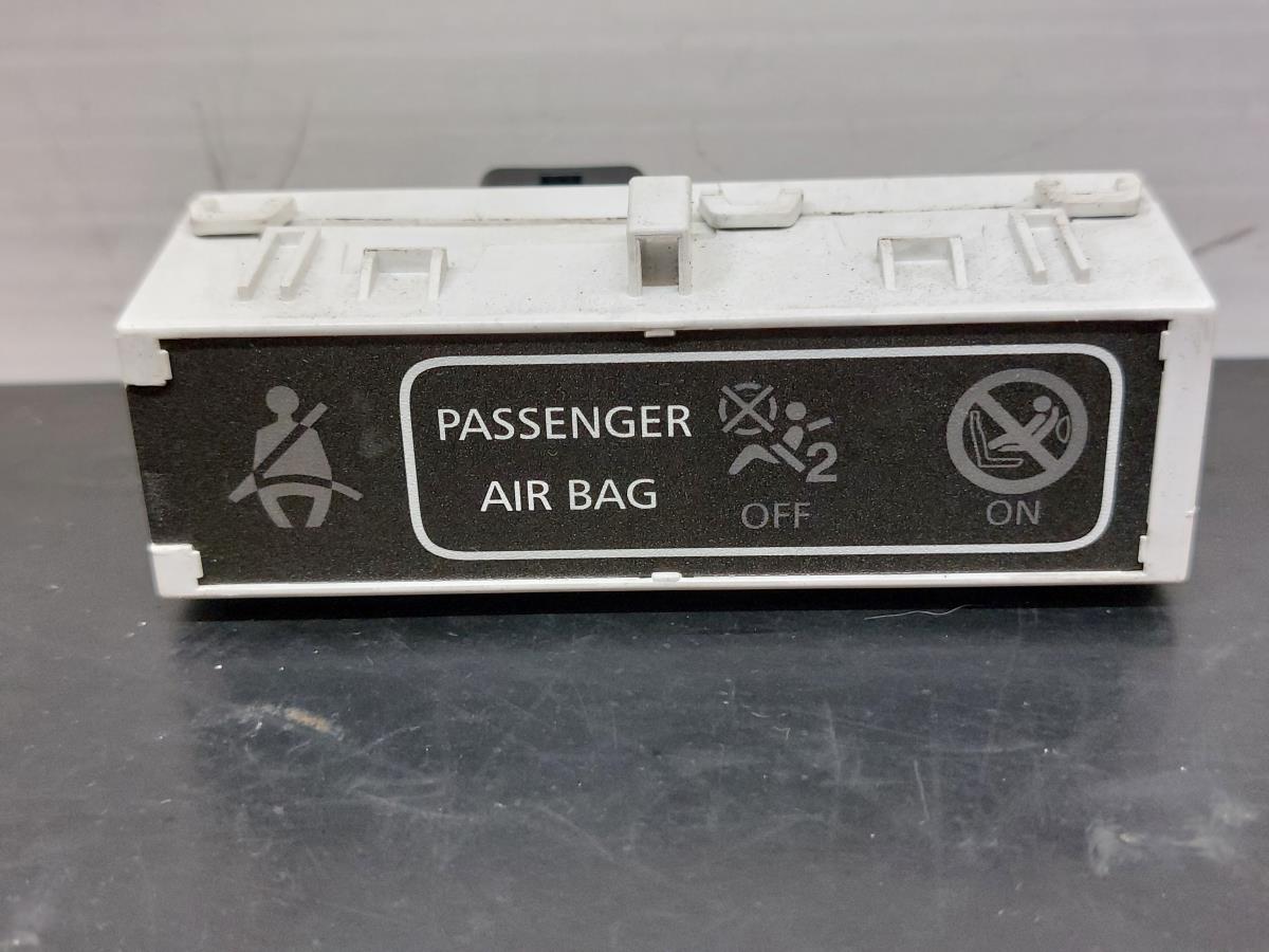 Botão / interruptor / sinal airbag off RENAULT Clio IV (BH_)