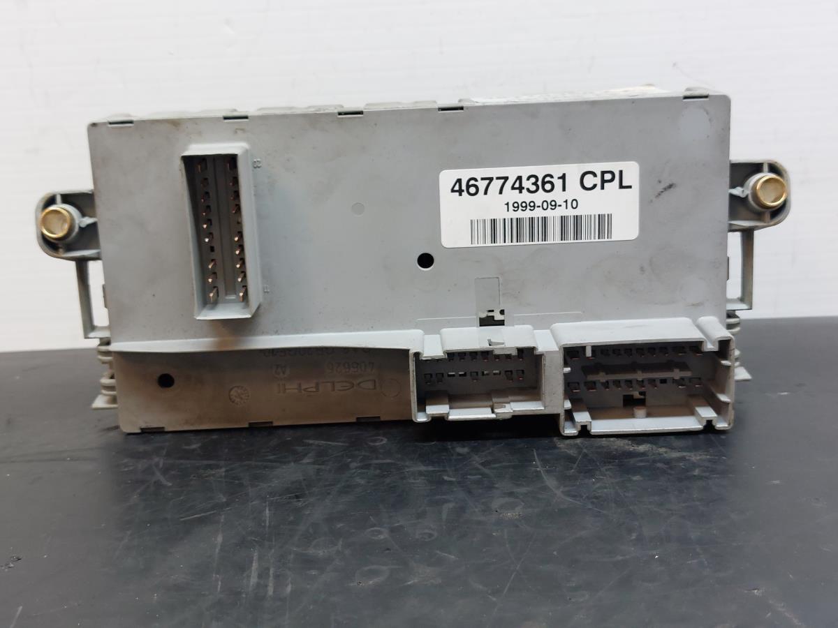 Boîte de fusibles / SAM / BSI FIAT Punto (188_) Imagem-4