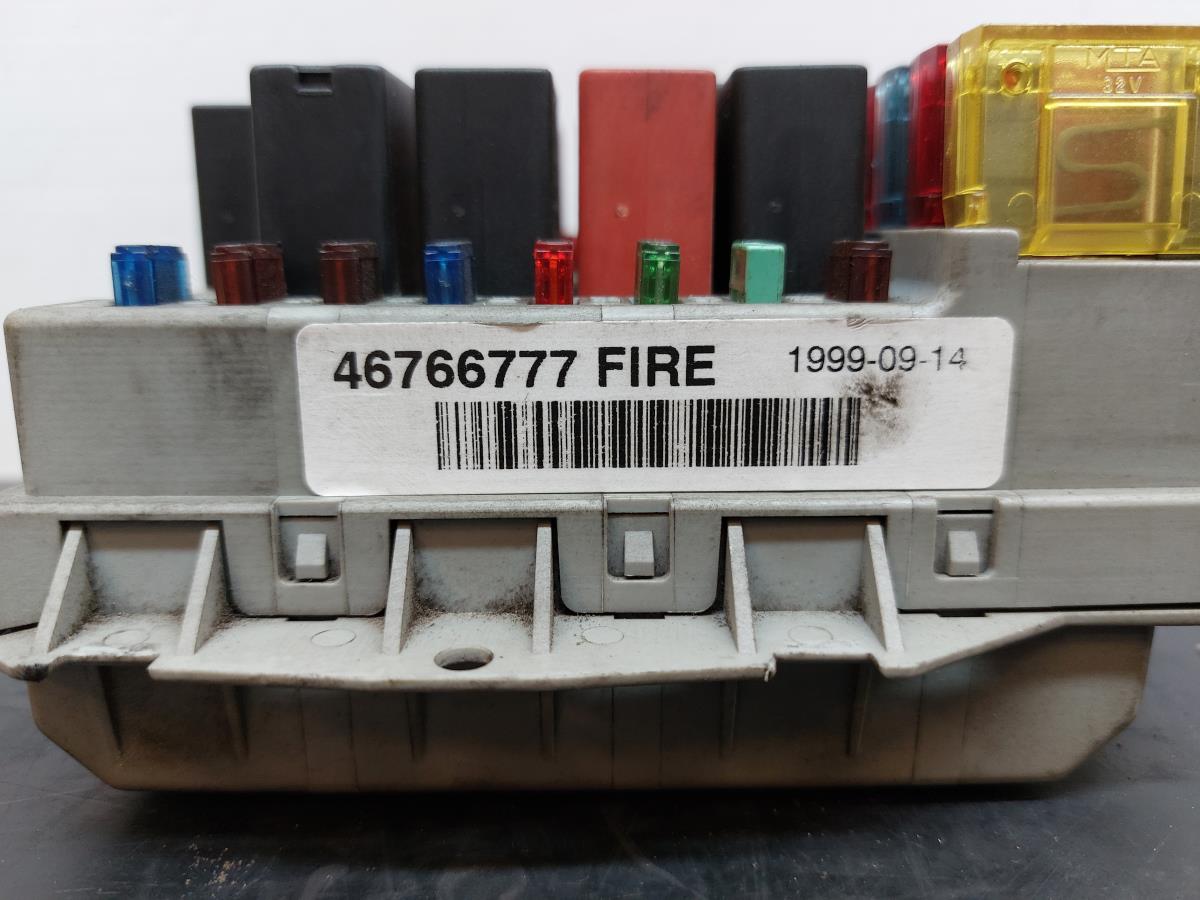 Boîte de fusibles / SAM / BSI FIAT Punto (188_) Imagem-2