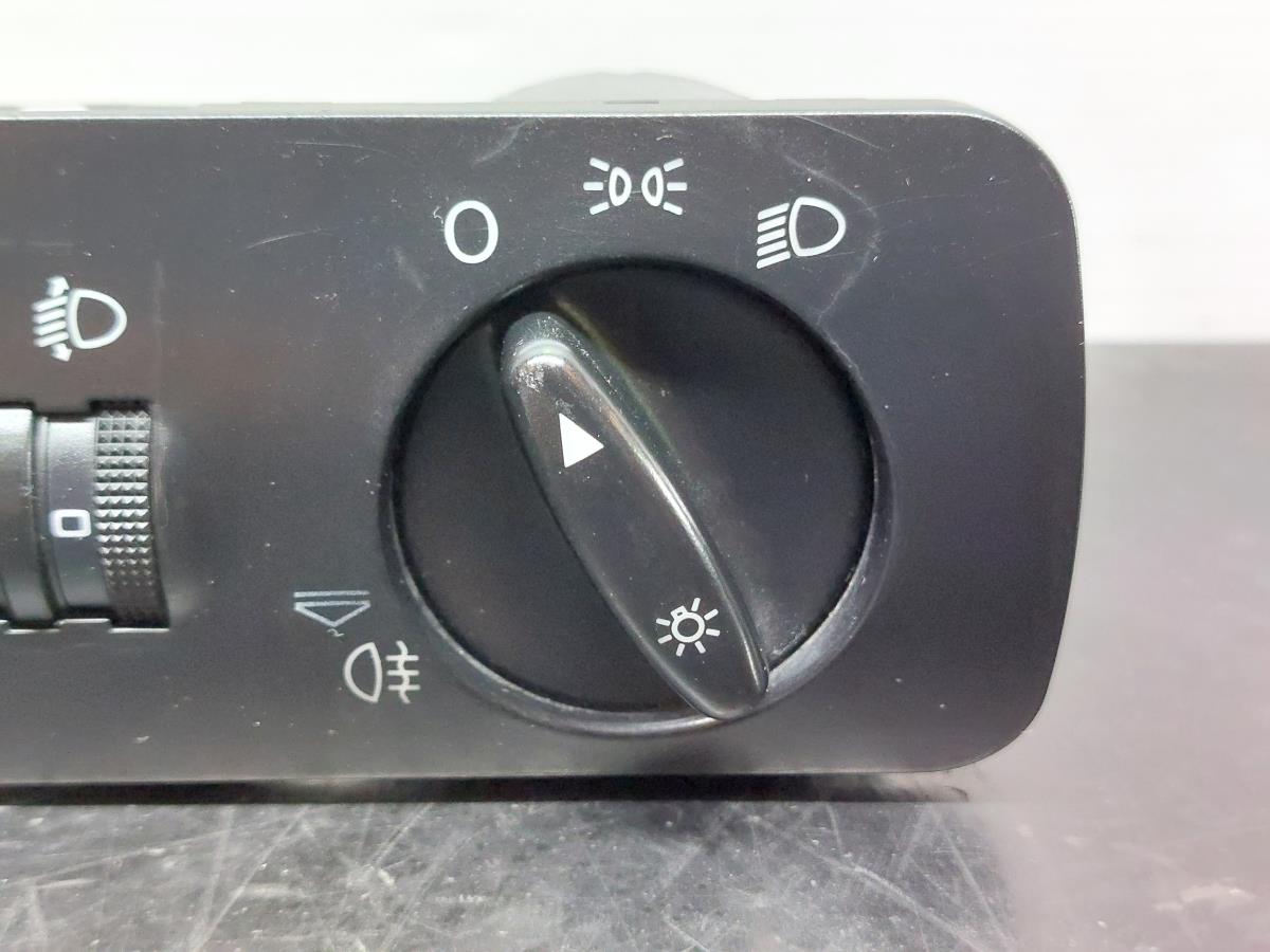 Botón / interruptor de luces SEAT Toledo II (1M2) Imagem-2