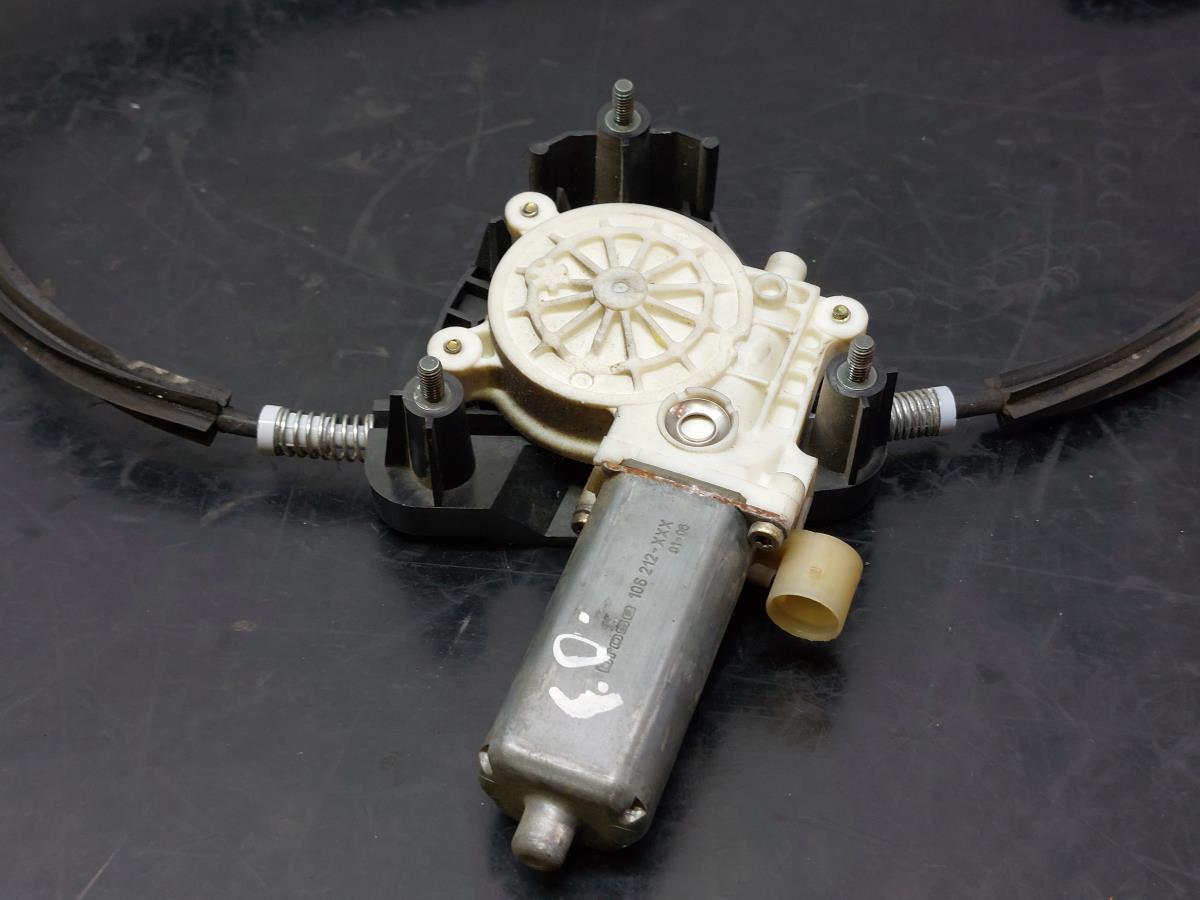 Alzavetro anteriore destro RENAULT Clio II (BB0/1/2_, CB0/1/2_) Imagem-1