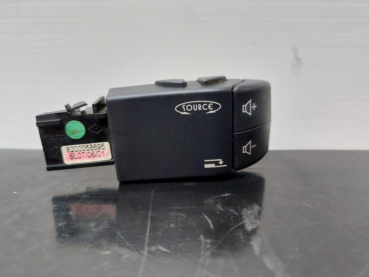 Comando do rádio RENAULT Clio II (BB0/1/2_, CB0/1/2_)