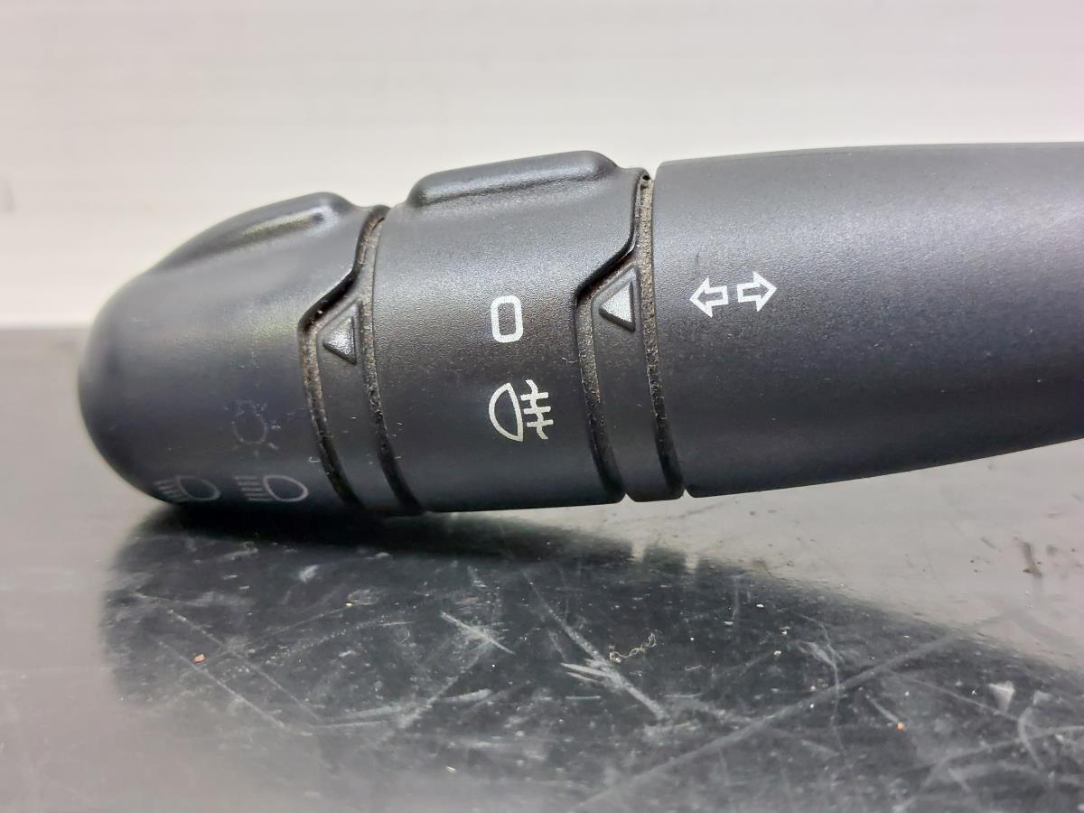 Leva delle luci RENAULT Clio II (BB0/1/2_, CB0/1/2_) Imagem-1