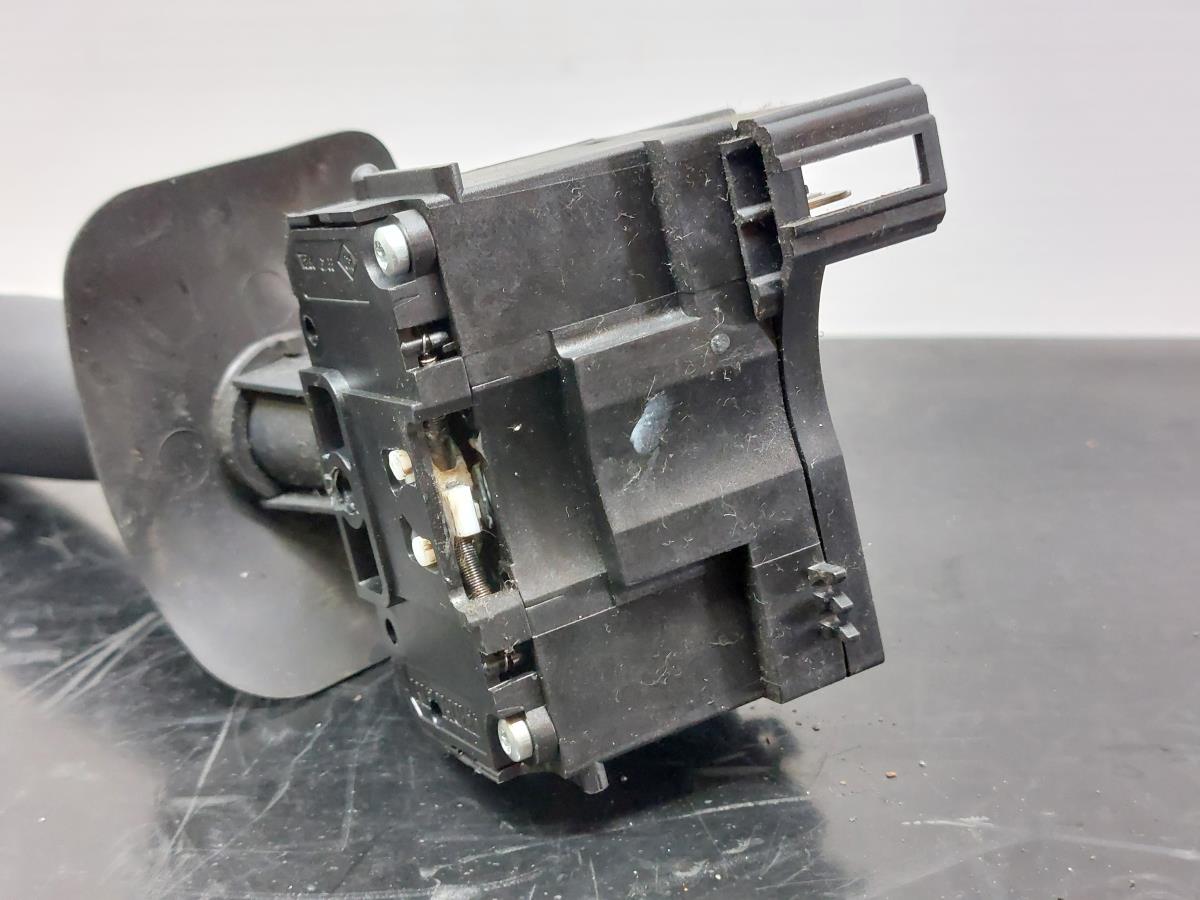 Leva delle luci RENAULT Clio II (BB0/1/2_, CB0/1/2_) Imagem-2