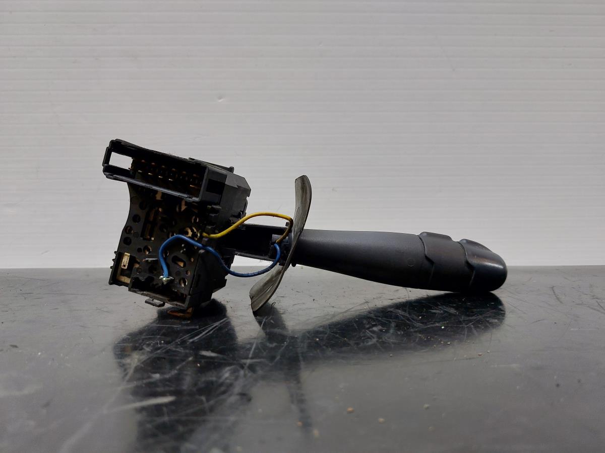 Leva delle luci RENAULT Clio II (BB0/1/2_, CB0/1/2_) Imagem-3