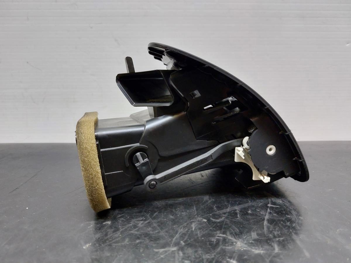 Difusor / saída de ar SAAB 9-3 Station Wagon (YS3F) Imagem-5