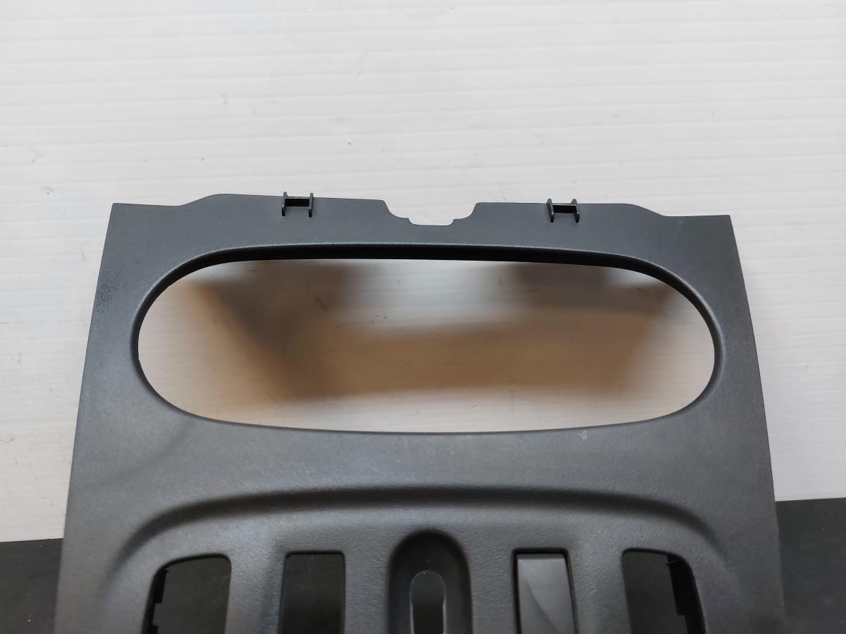 Moldura da consola central / rádio / aro DACIA Logan MCV II (7S_) Imagem-3