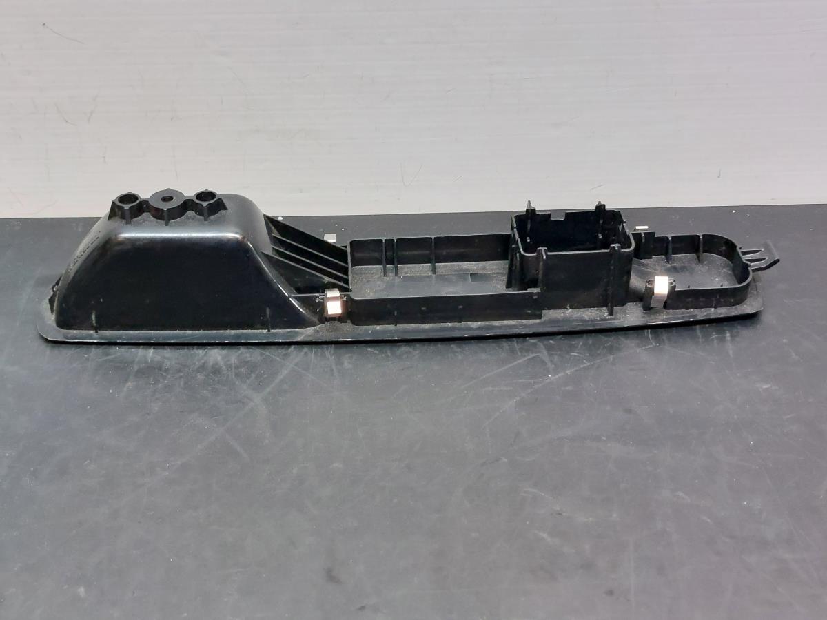 Right front door trim RENAULT Megane III (BZ0_) Imagem-2