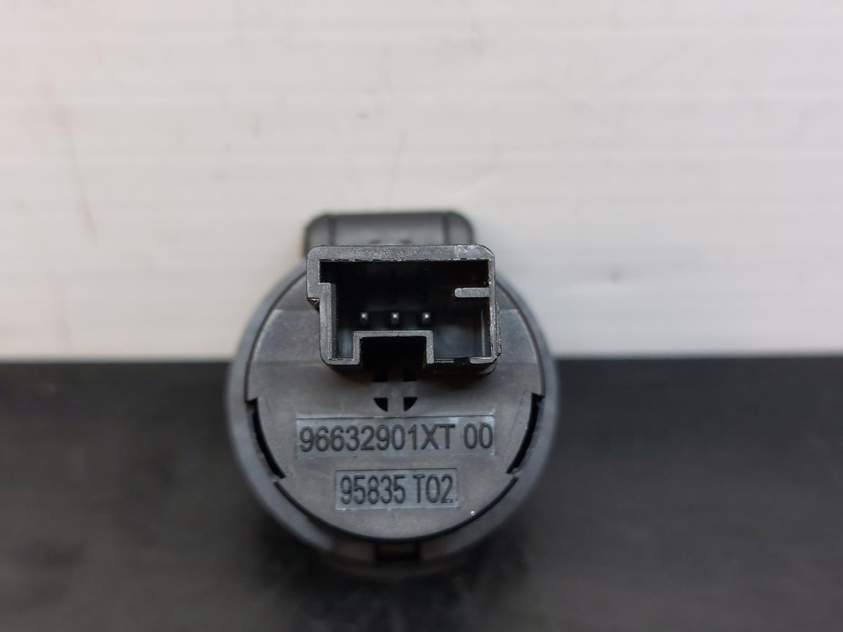 Módulo USB / AUX / IPOD CITROËN C3 Picasso (SH_) Imagem-4