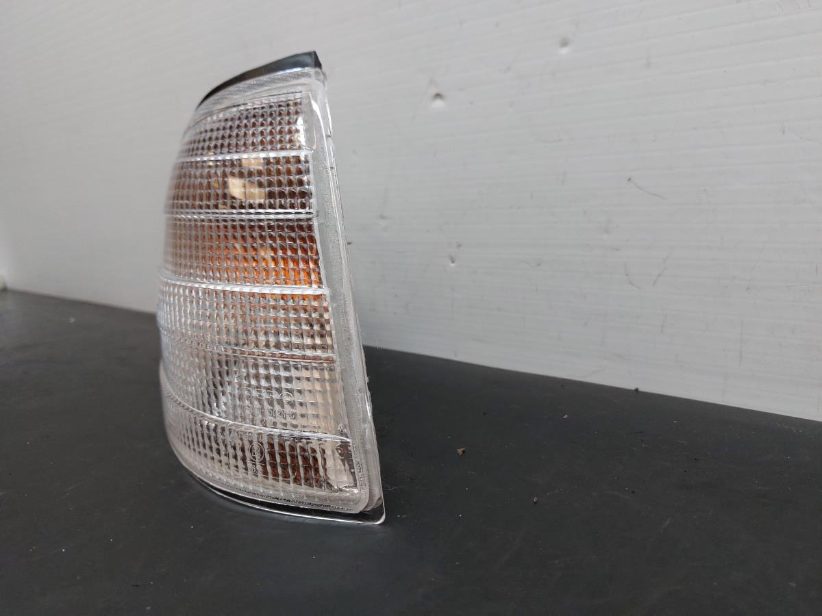 Clignotant avant Droite MERCEDES-BENZ Classe C (W202) Imagem-2