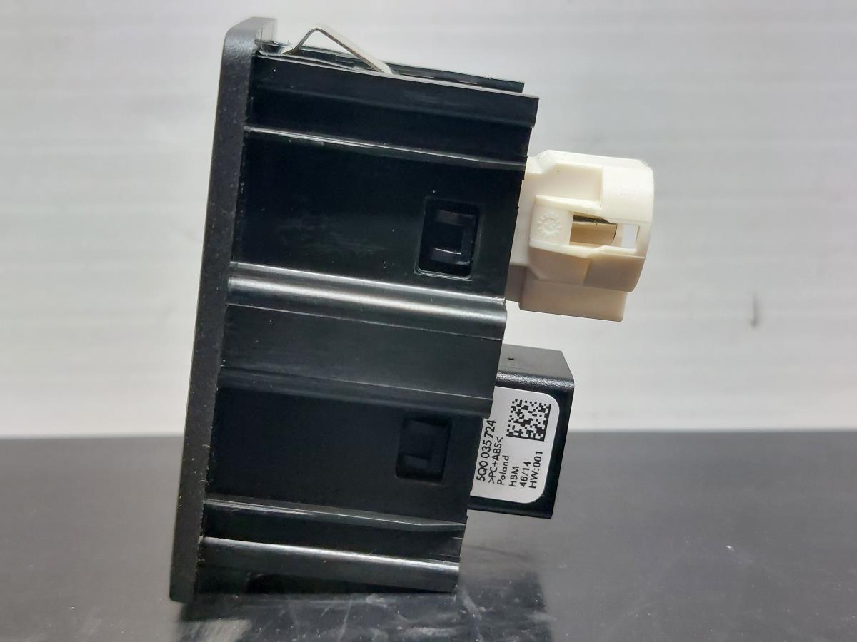 Módulo USB / AUX / IPOD VOLKSWAGEN Golf VI (5K1) Imagem-1