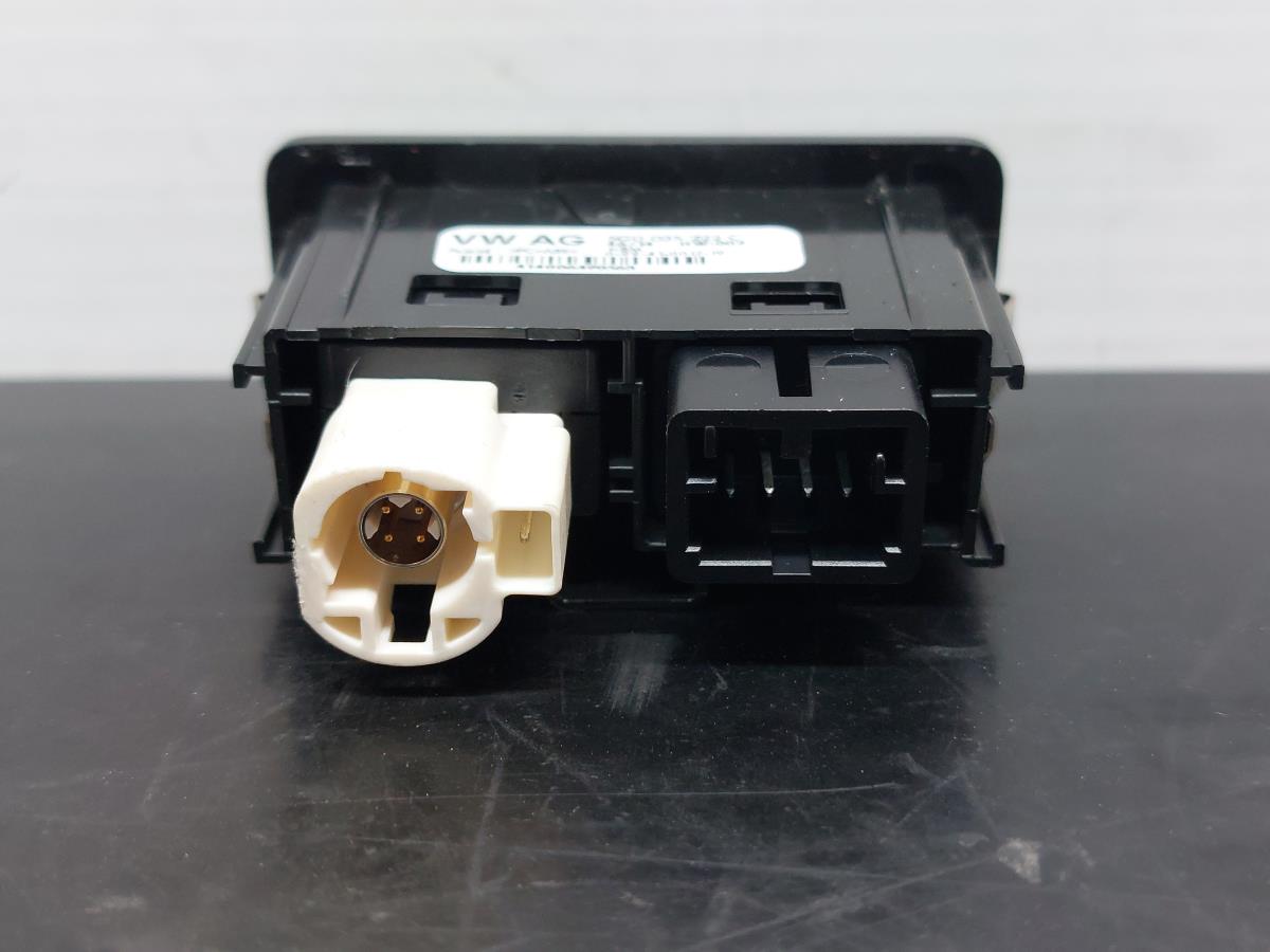 Módulo USB / AUX / IPOD VOLKSWAGEN Golf VI (5K1) Imagem-2