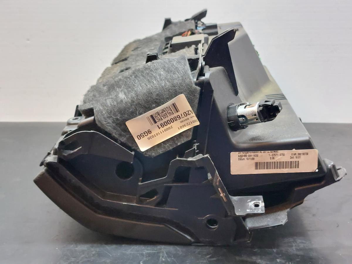 Boîte à gants MERCEDES-BENZ Classe E Coupé (C207) Imagem-4