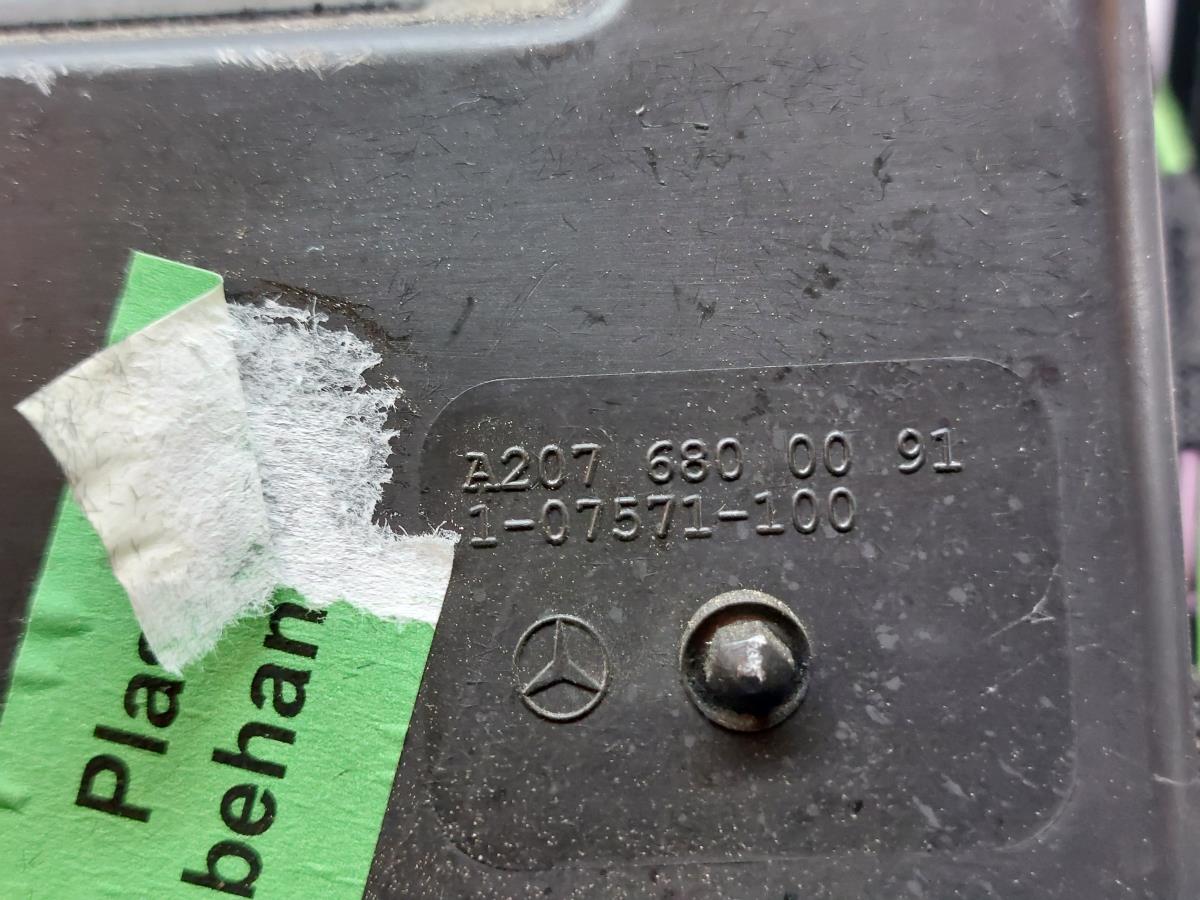 Boîte à gants MERCEDES-BENZ Classe E Coupé (C207) Imagem-11