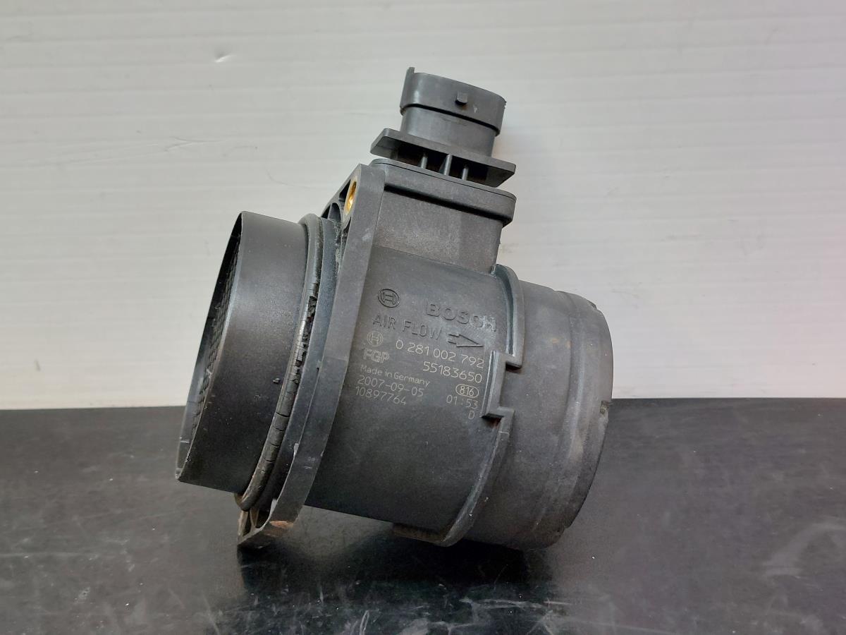 Medidor de masa de aire / Caudalímetros  LANCIA Musa (350_)