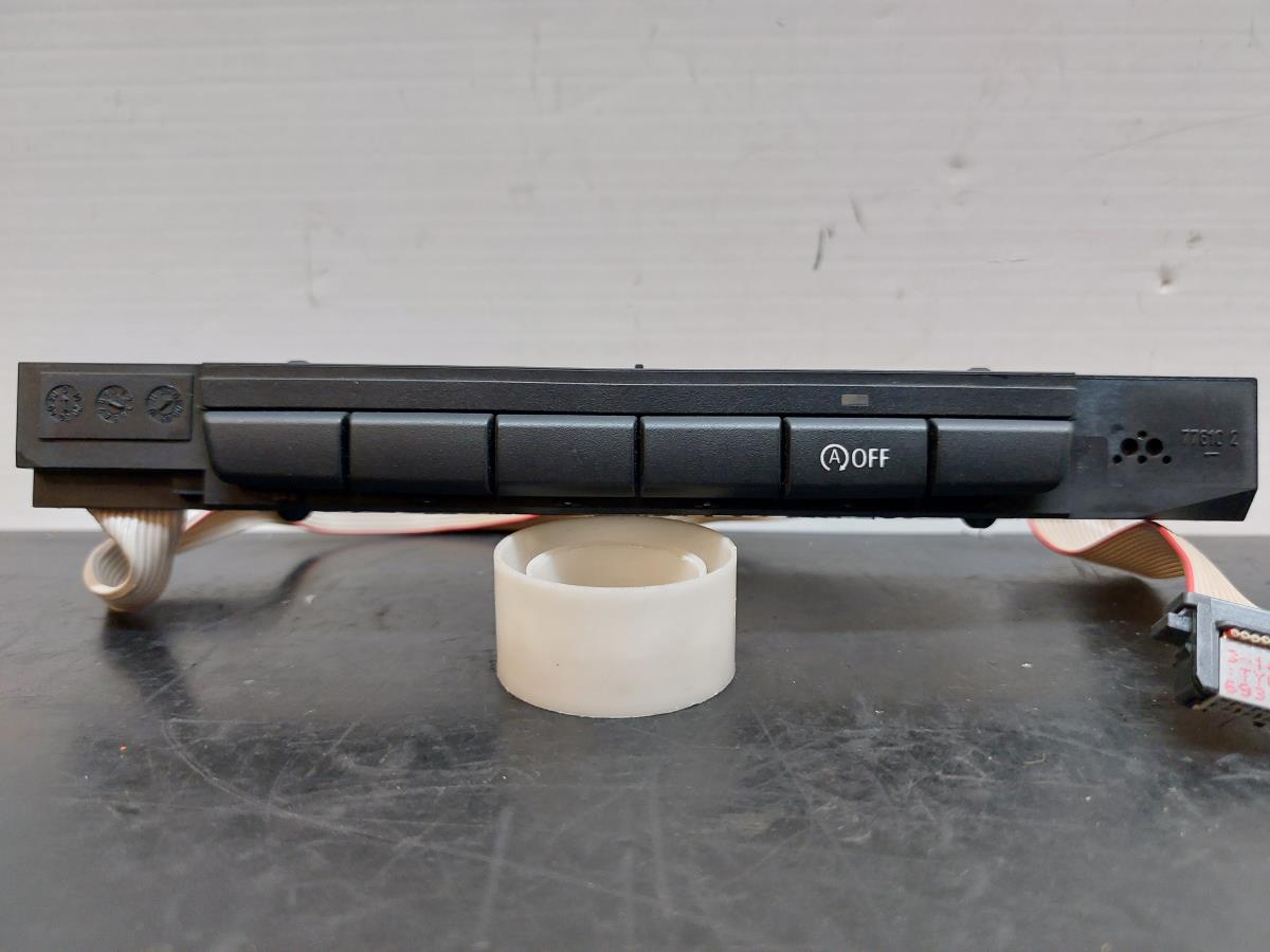 Bouton / interrupteur contrôle de traction BMW 1 (E87)