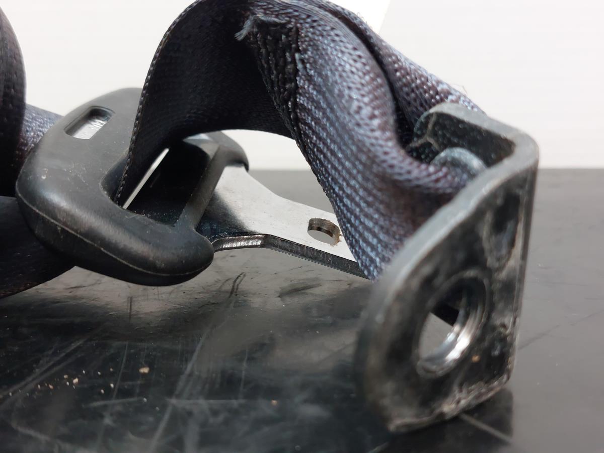 Left rear seatbelt pretensioner MITSUBISHI ASX (GA_W_) Imagem-1
