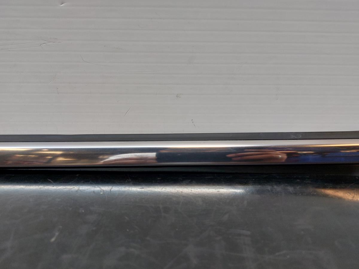 Moulure de porte arrière Droite NISSAN Qashqai II (J11) Imagem-2