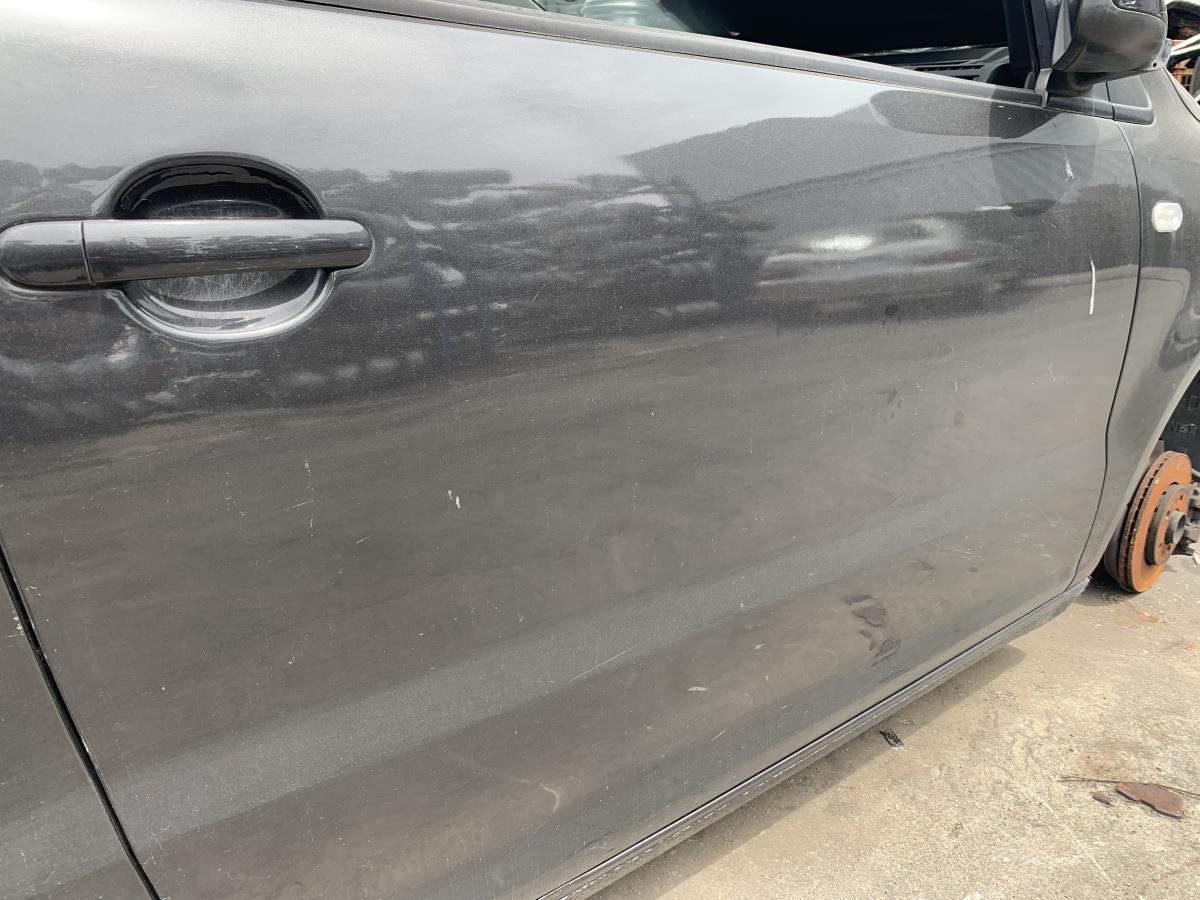 Puerta Delantero Derecho VOLKSWAGEN Fox (5Z1, 5Z3, 5Z4) Imagem-1