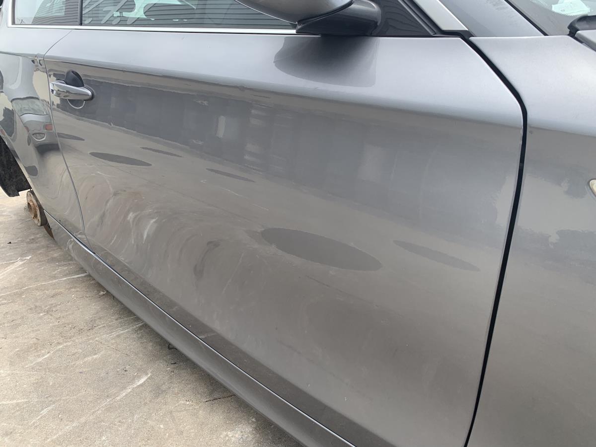 Right front Door BMW 1 (E81) Imagem-1