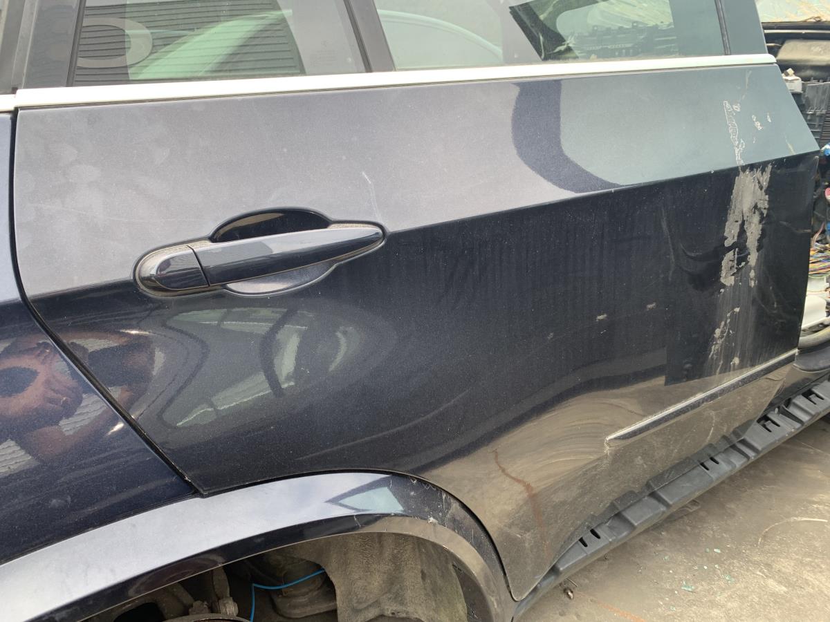 Porta trás direita BMW X5 (E70) Imagem-1