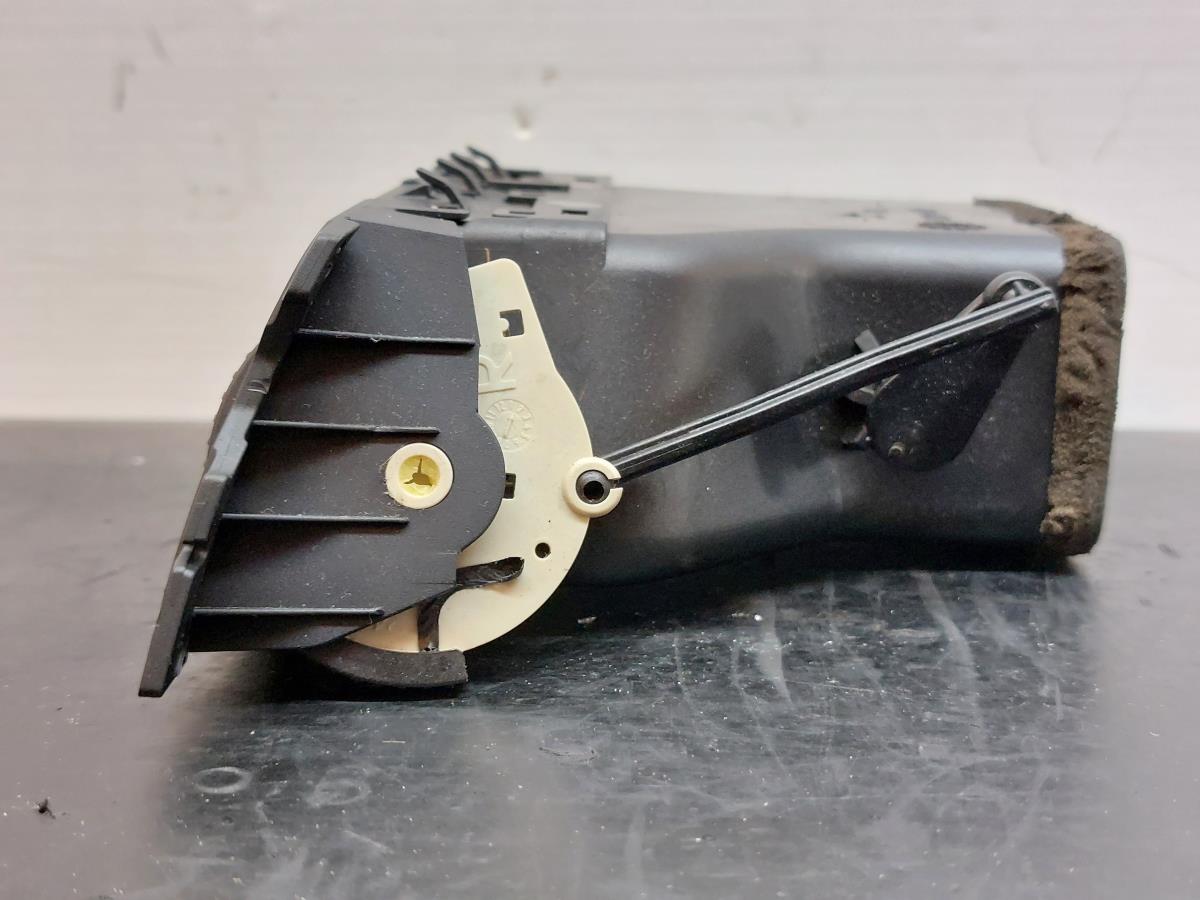 Diffuser / air vent BMW 3 Touring (E91) Imagem-1