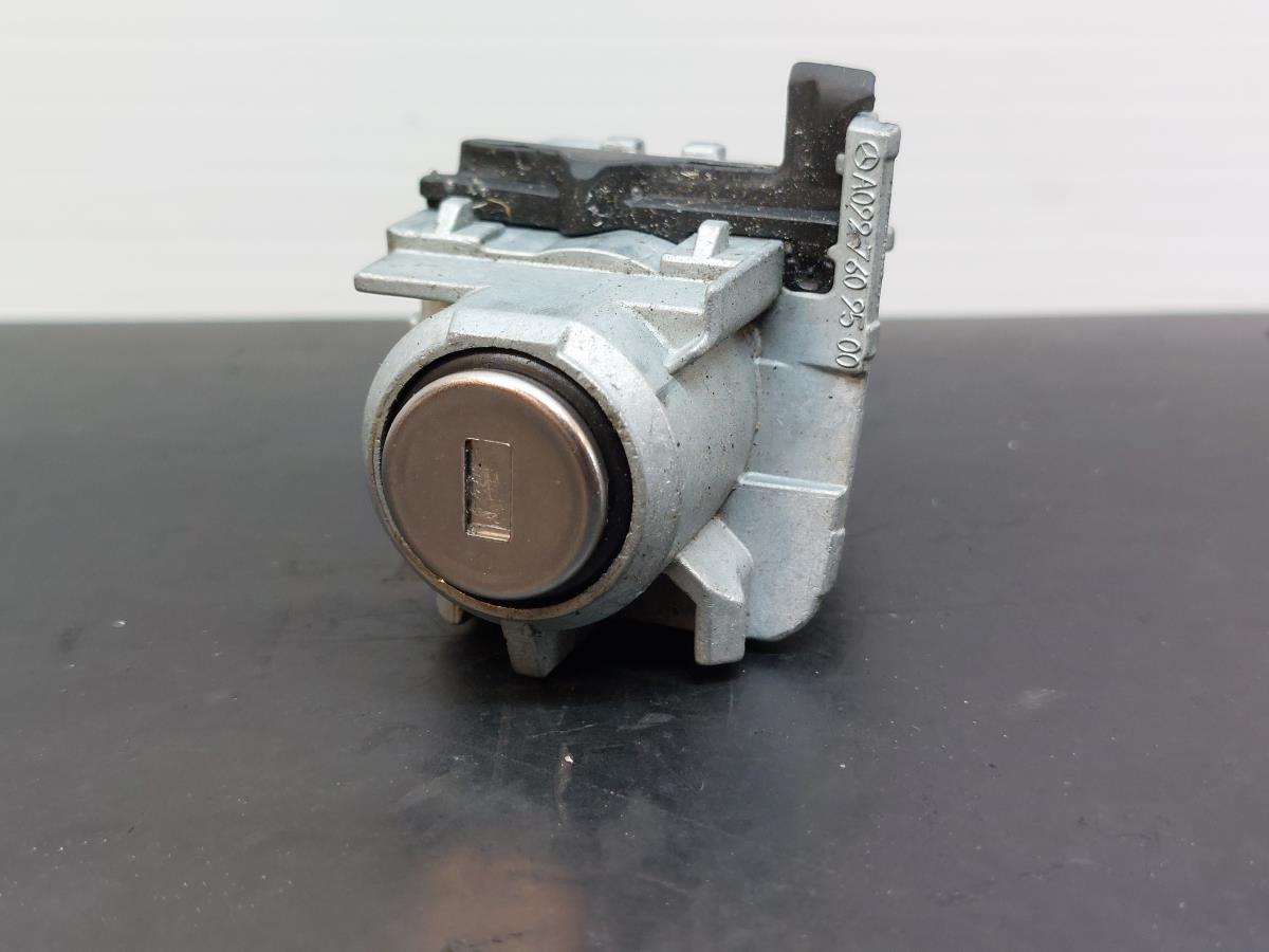 Canhão de porta MERCEDES-BENZ Classe C (W205)