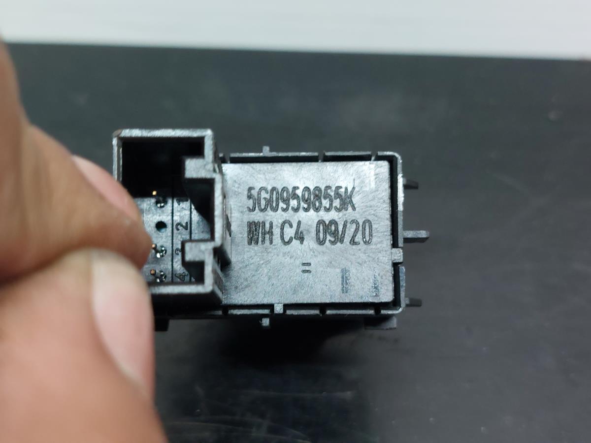 Commande / interrupteur lève-vitre Avant Droite SKODA Kodiaq (NS7) Imagem-4
