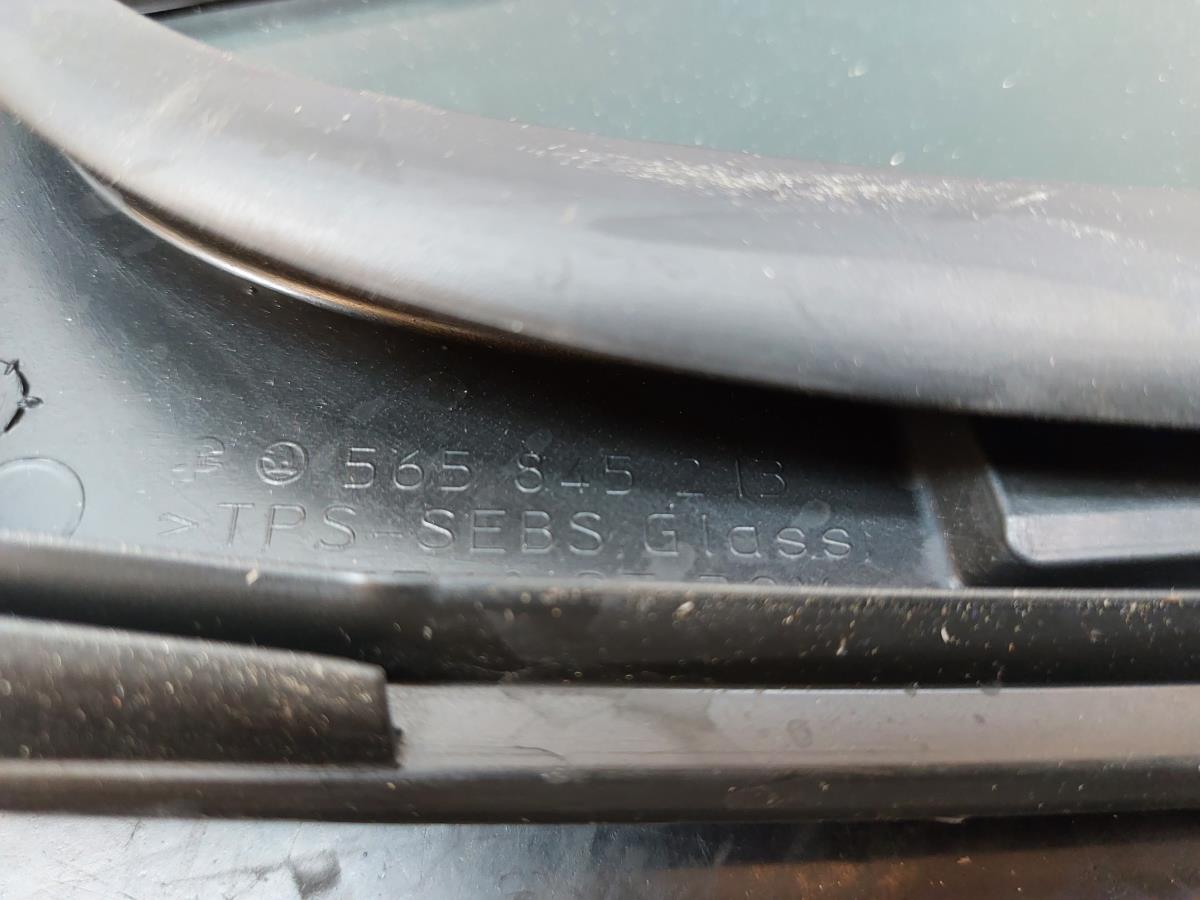 Left rear triangle window SKODA Kodiaq (NS7) Imagem-3