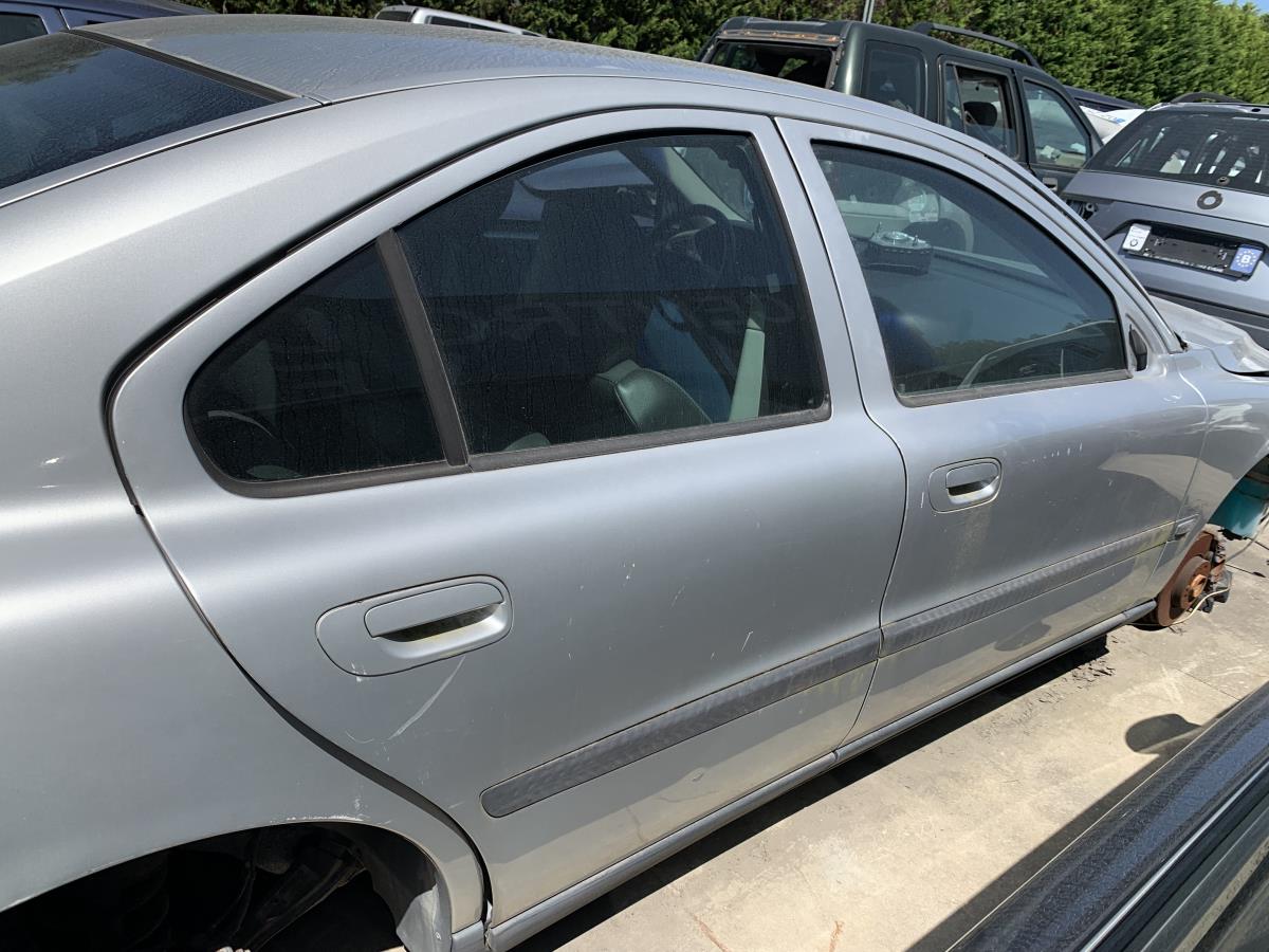 Porta trás direita VOLVO S60 I (384)