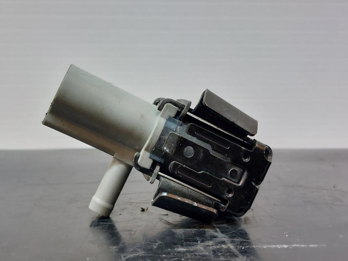 Turbo solenoid valve TOYOTA Corolla Hatchback (_E12_) Imagem-4