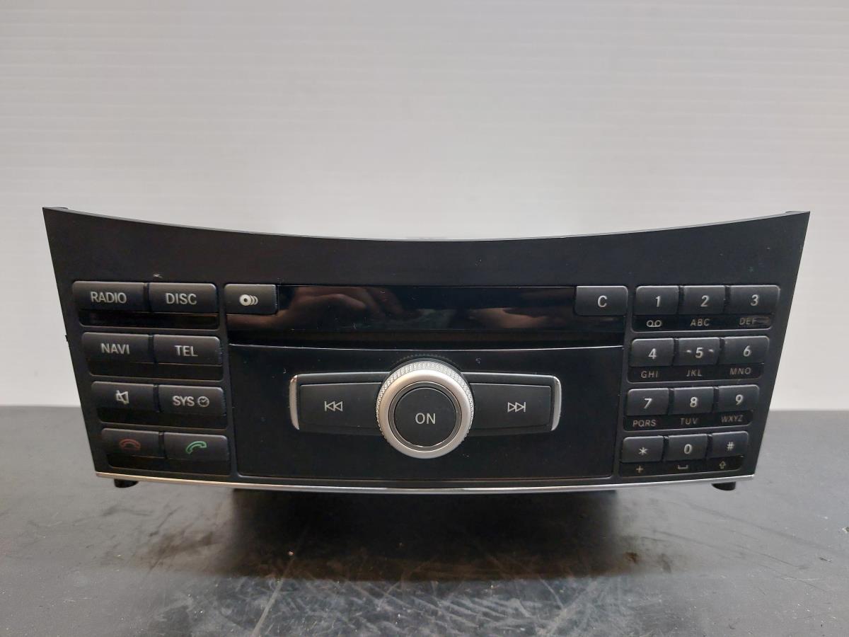 Rádio / auto-rádio MERCEDES-BENZ Classe E Coupé (C207)