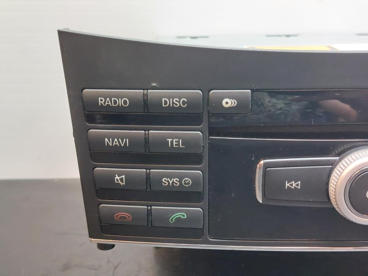 Rádio / auto-rádio MERCEDES-BENZ Classe E Coupé (C207) Imagem-1