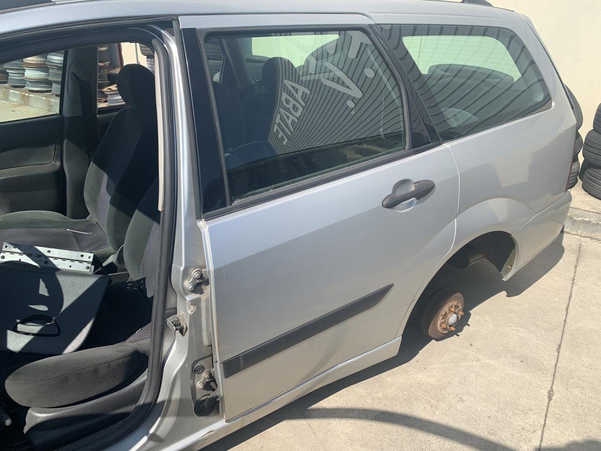 Porta trás esquerda FORD Focus I Carrinha Van (DNW)
