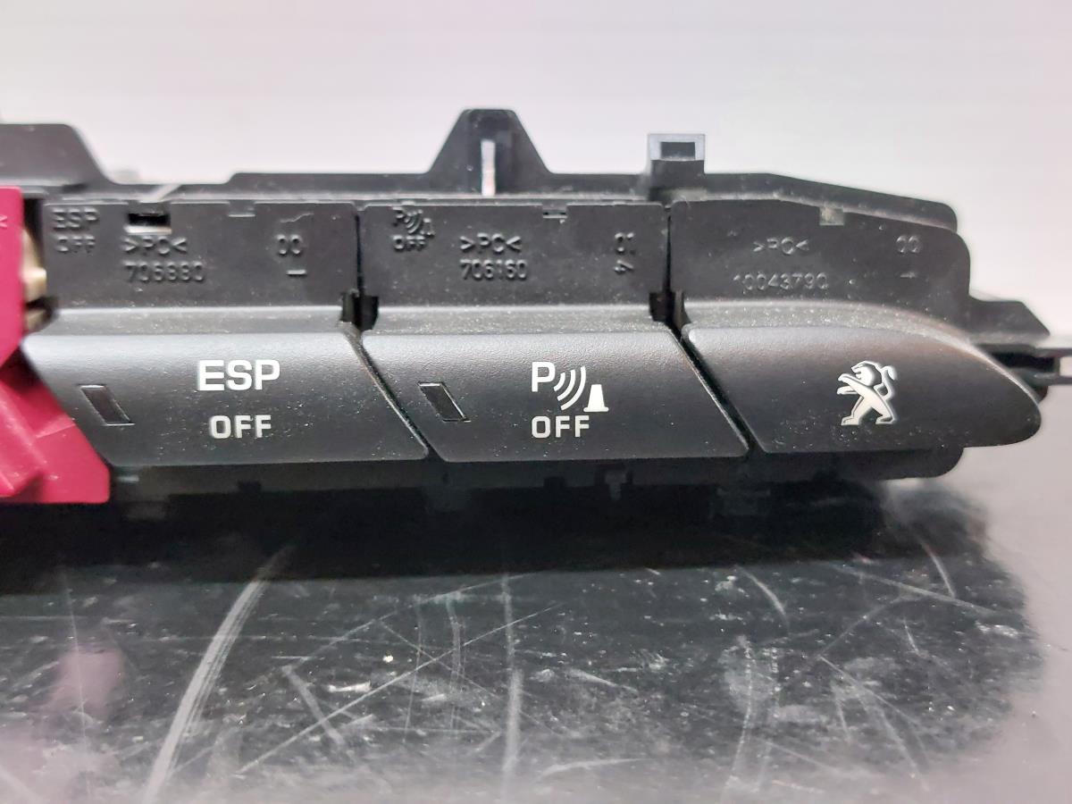 Comando / botão / interruptor multifunções PEUGEOT RCZ Imagem-1