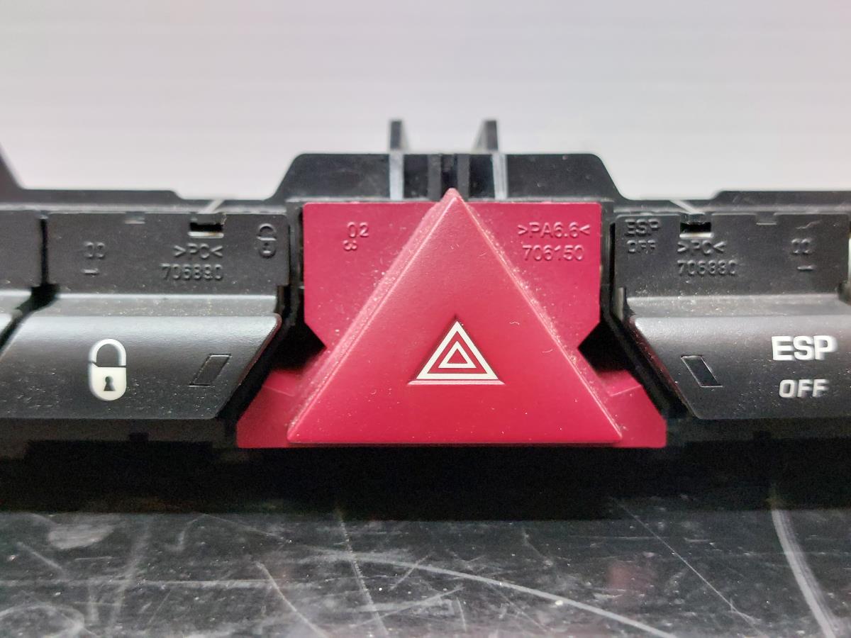 Comando / botão / interruptor multifunções PEUGEOT RCZ Imagem-2