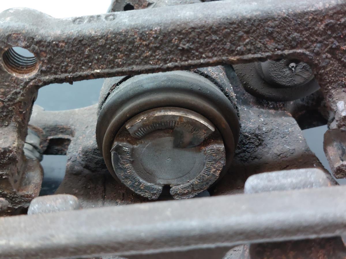 Right rear Brake Caliper AUDI Q5 (8R) Imagem-9