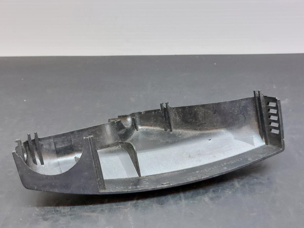 Pièce en plastique générique BMW 1 (E87) Imagem-3