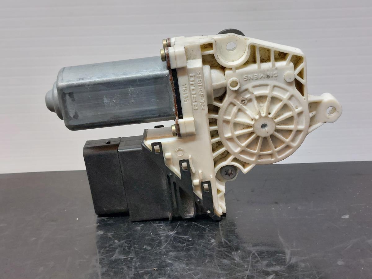 Moteur lève-vitre arrière gauche SEAT Leon (1M1)