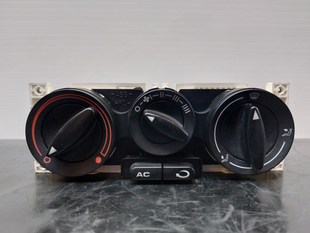 Mando climatizador SEAT Leon (1M1)