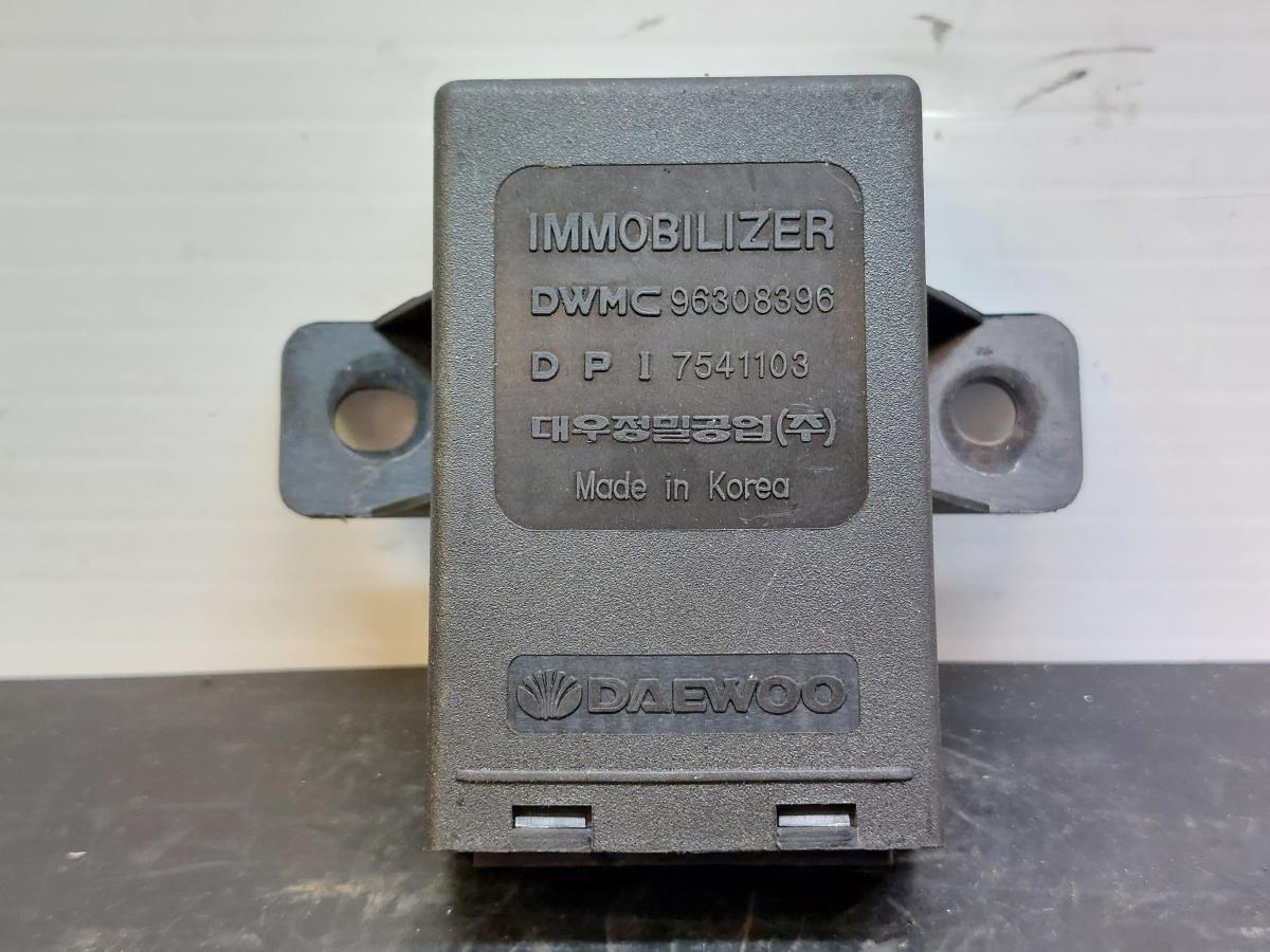 Módulo genérico DAEWOO Leganza (KLAV) | 1997 - 2004