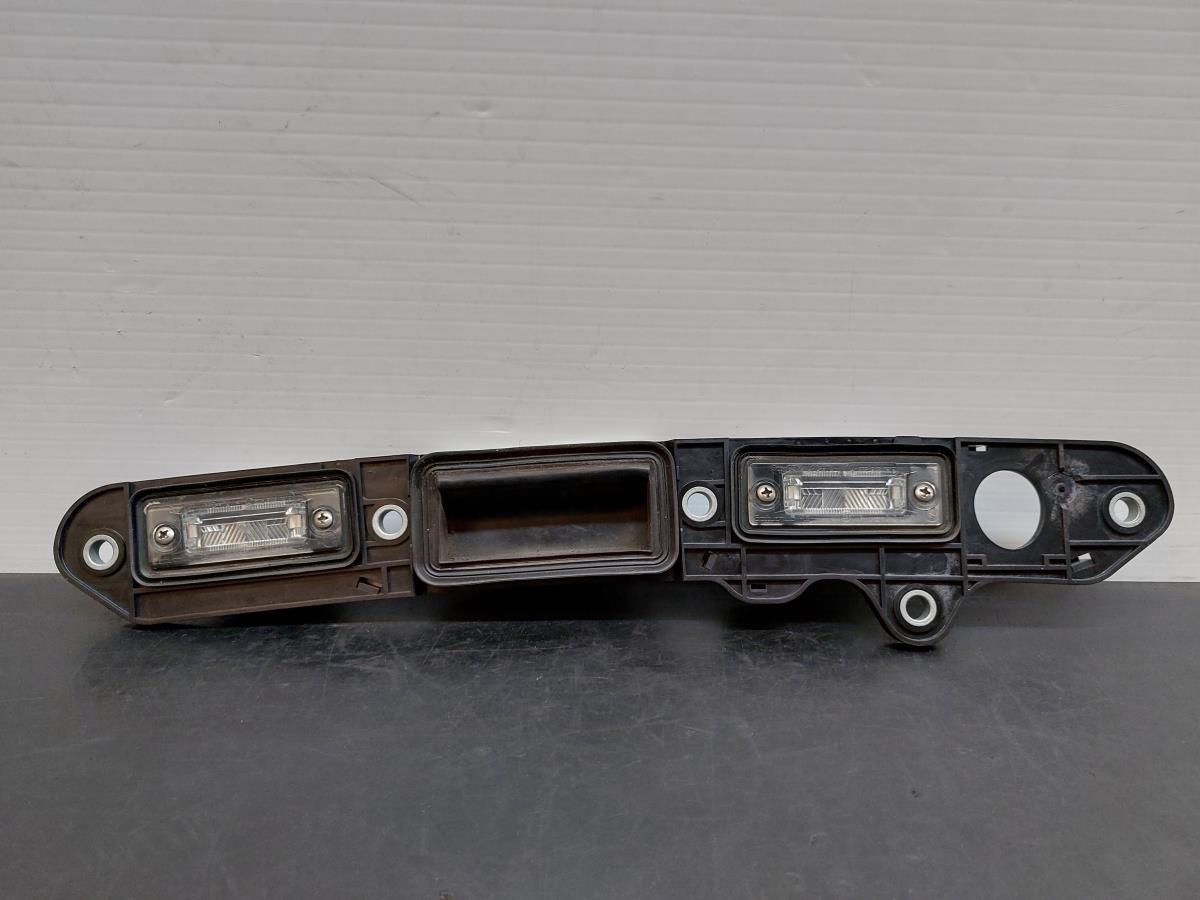Feu de plaque VOLKSWAGEN Touran (1T)