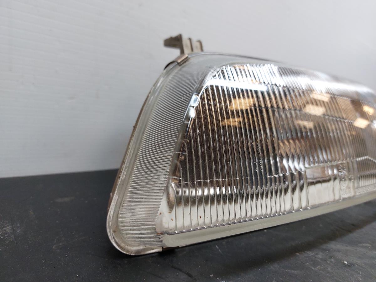 Ótica / farol esquerda SUZUKI Swift II (EA, MA) Imagem-2