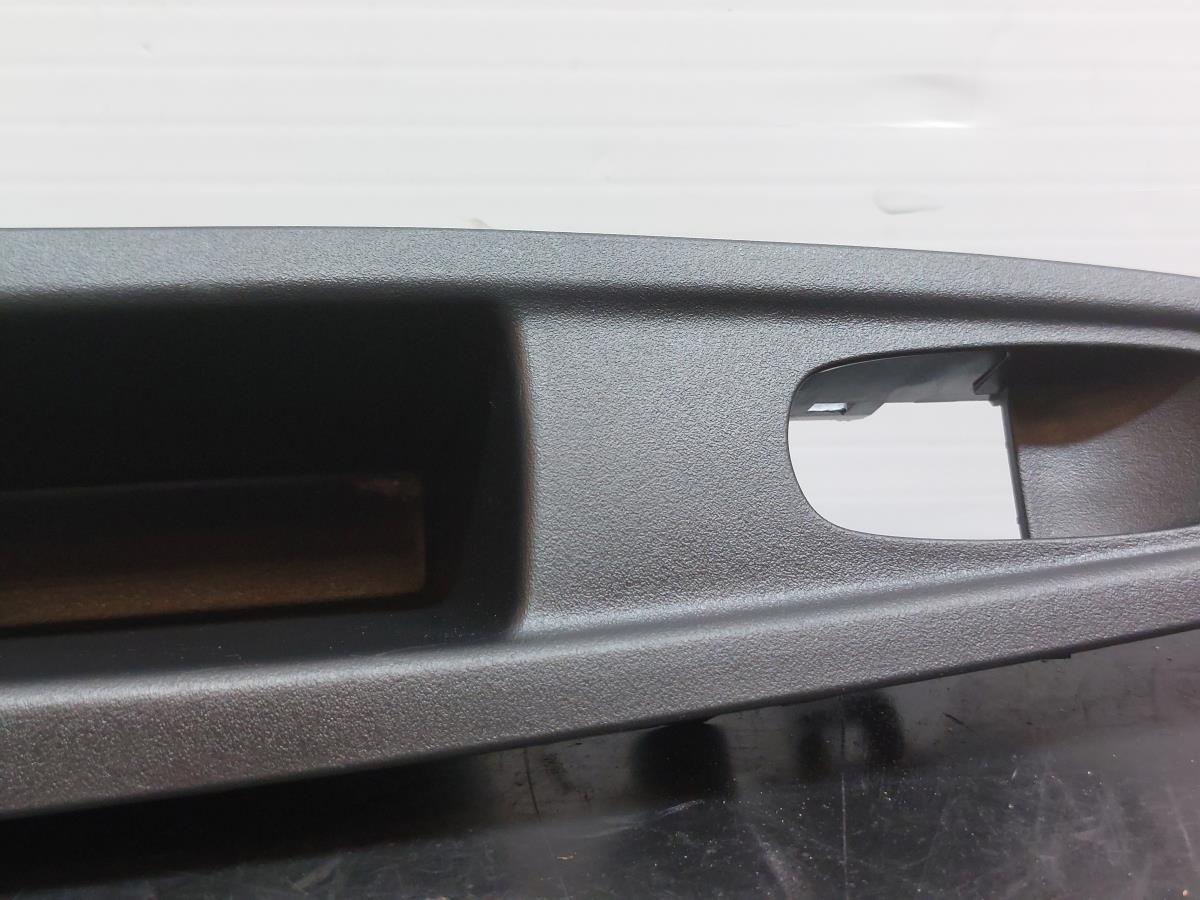 Plastica generica NISSAN Qashqai II (J11) Imagem-2