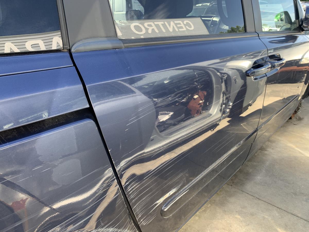 Right rear door KIA Carnival / Grand Carnival III (VQ) Imagem-3