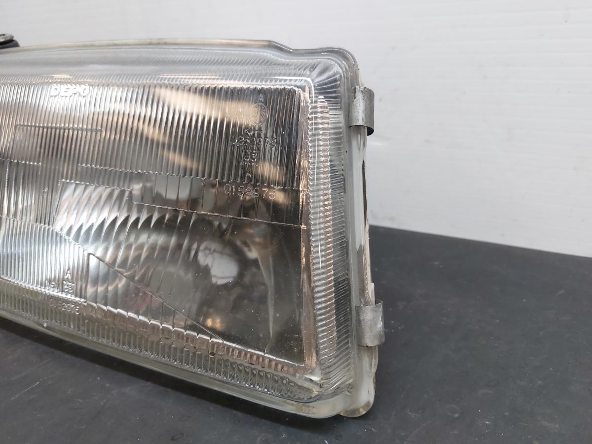 Ótica / farol direita FIAT Uno Van (146_) Imagem-1