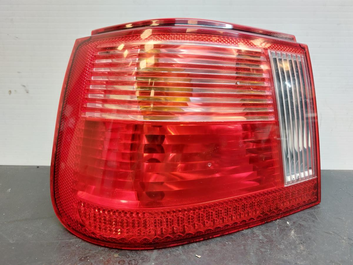 Feu arrière Gauche SEAT Ibiza II (6K1)
