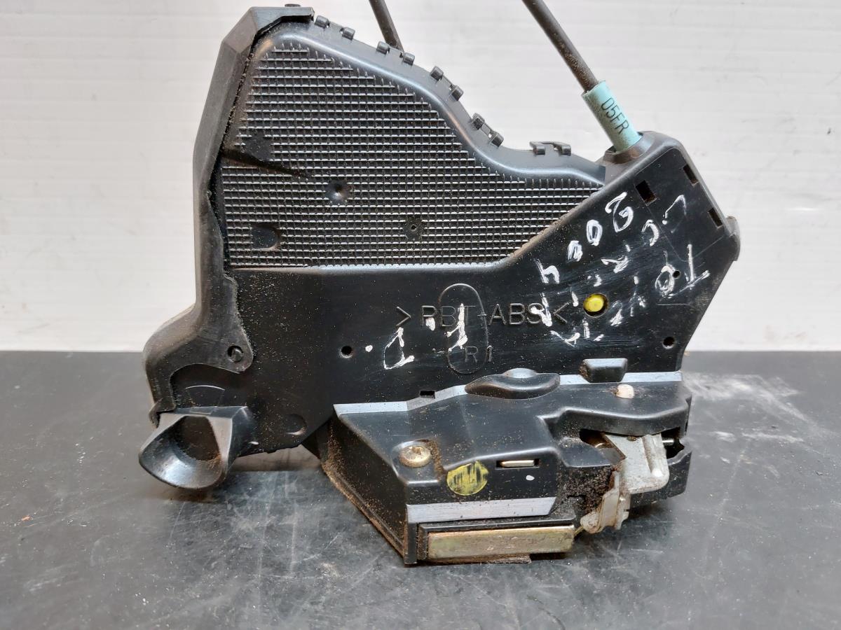 Front Right Door Lock TOYOTA Corolla Hatchback (_E12_)